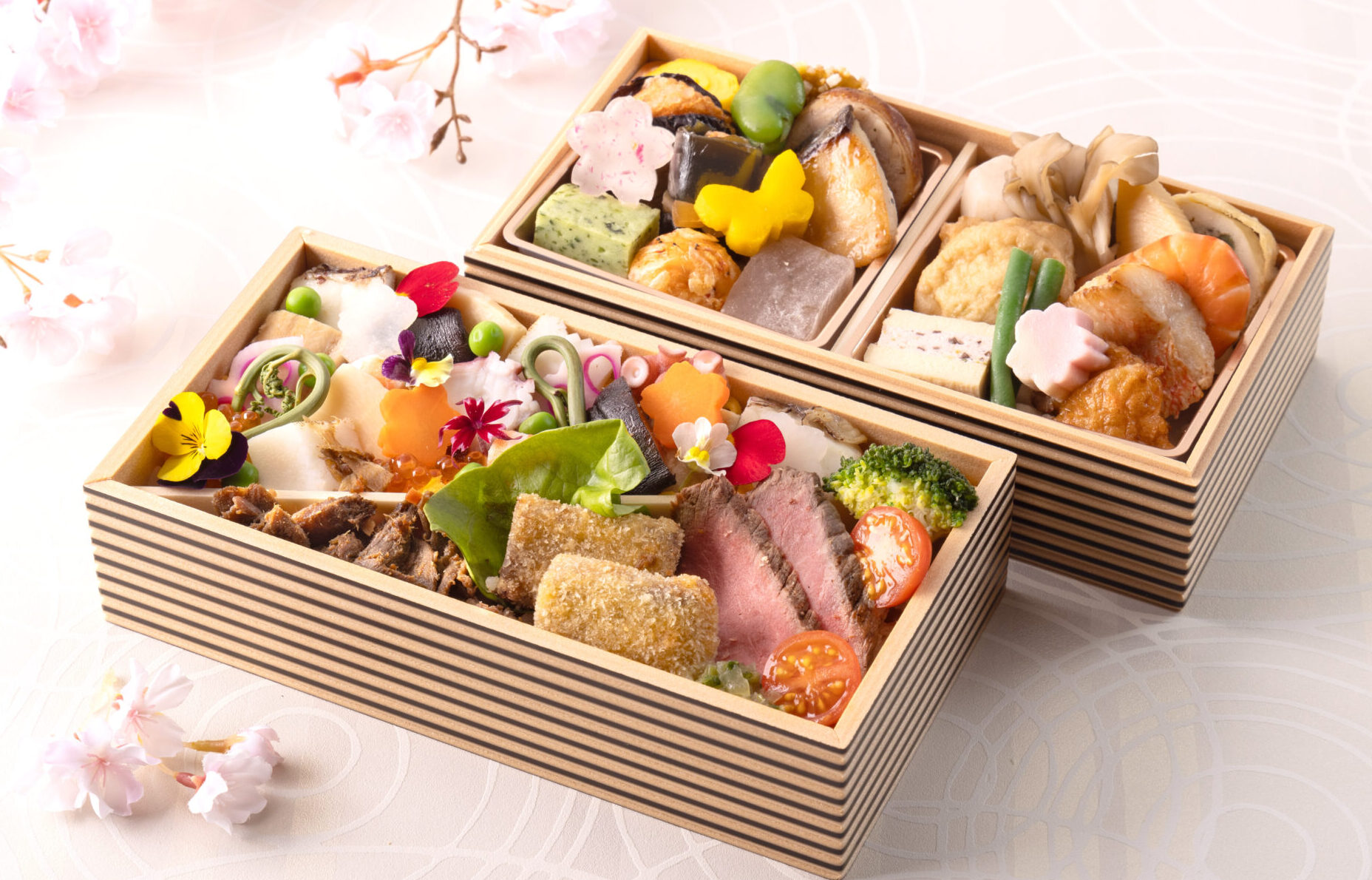 日本料理 雲海 特製「花見弁当」